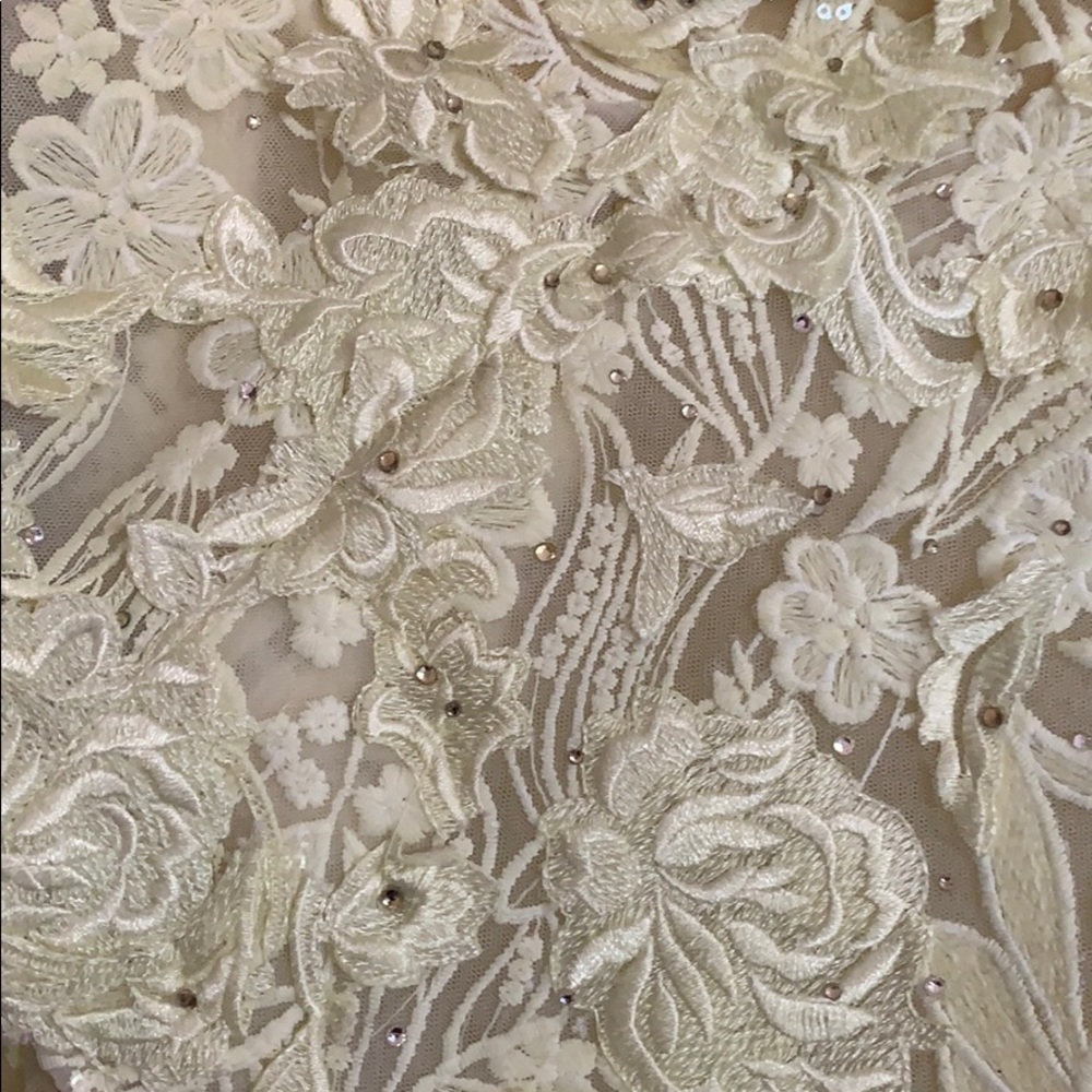 Lebanese couture dress - Picture 3 of 4